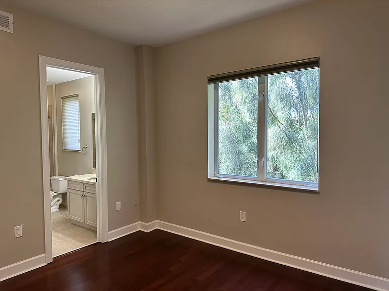3901 Coral Heights Way — Photo 17