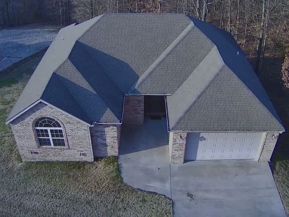 3rd image of 18 Stevenson Ln