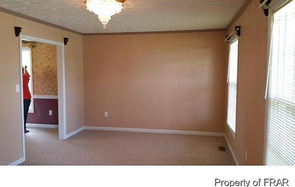 3rd image of 3907 Bowen Ave