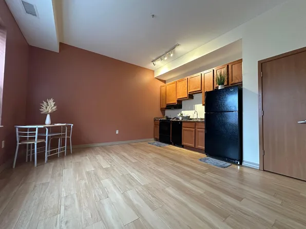 Abbott Apartments