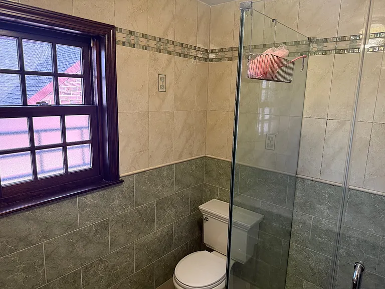 8337 Charlecote Rdg — Photo 26
