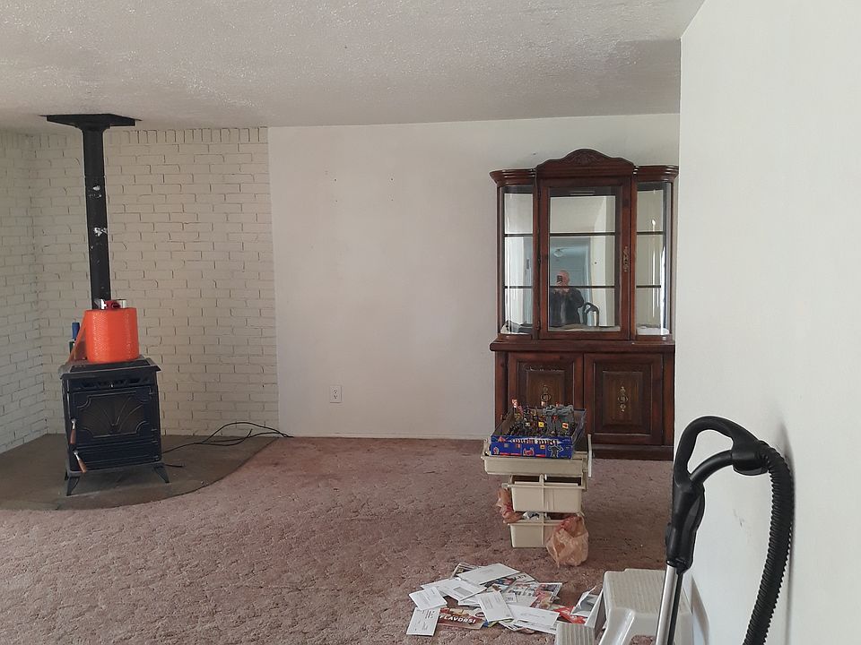 2nd image of 2549 Elizabeth Blvd