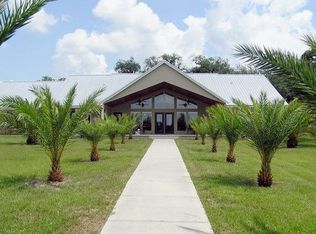 910 Clifton Rd, De Leon Springs, FL 32130