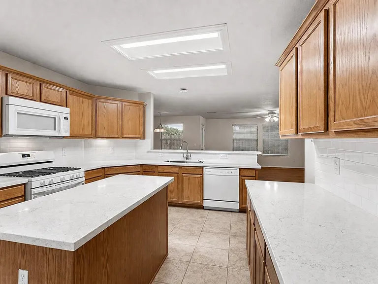3522 Brackenfern Rd — Photo 10