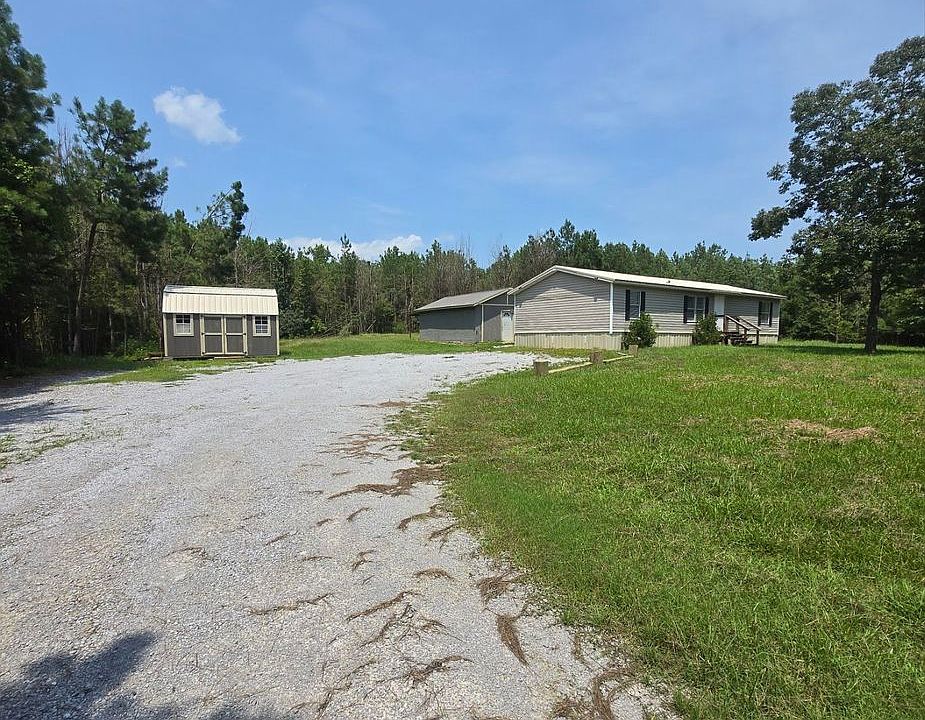 1st image of 711 Wellington Rd