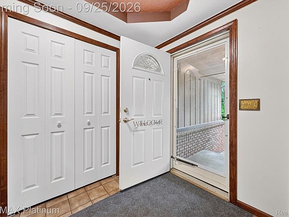 3rd image of 9780 Daleview Dr