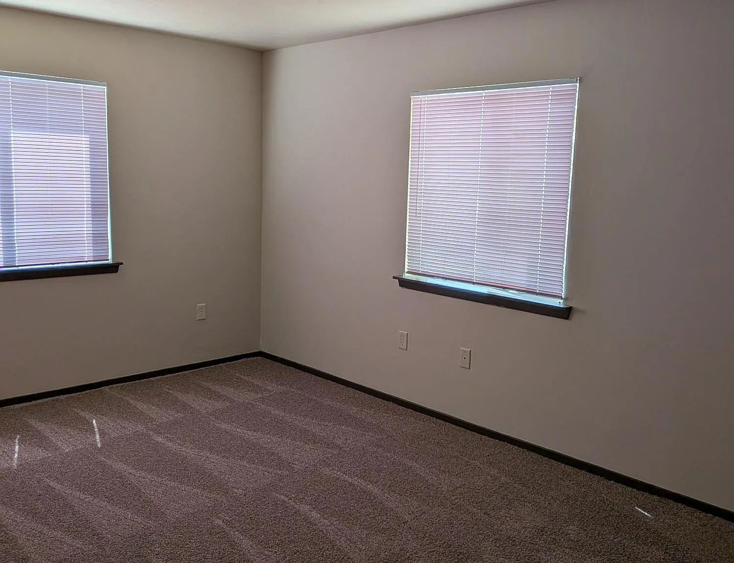 Bandon River Apartments — Photo 2