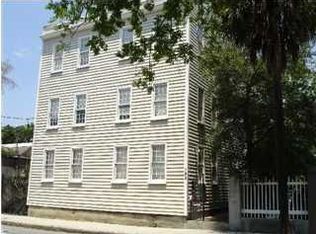 182 Saint Philip St, Charleston, SC 29403