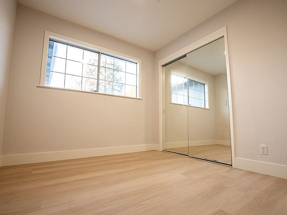 5th image of 749 Lois Ave
