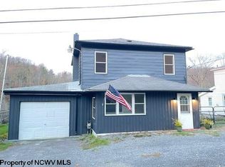 608 Douglas Rd, Thomas, WV 26292