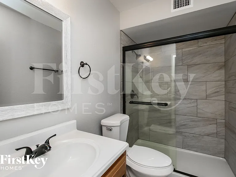 5909 S Palm Dr — Photo 10