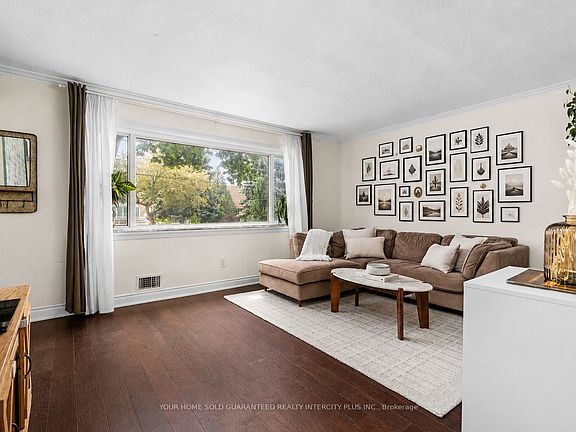 5th image of 30 Garside Cres