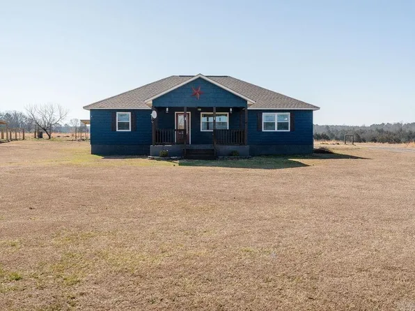389 Center Chapel Rd, Wilburn, AR 72179