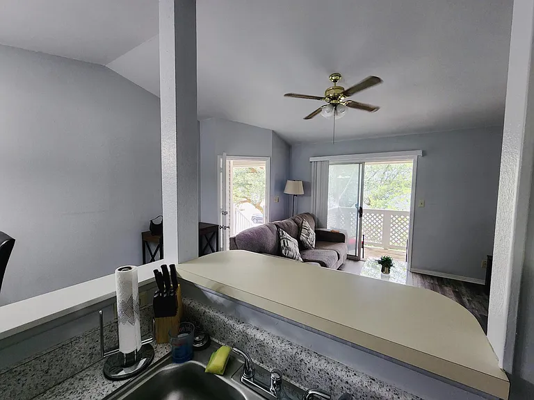 601 E Burgess Rd #D7 — Photo 9