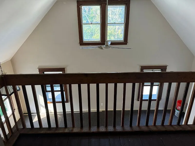 2 bed, 1.0 bath, 850 sqft, $1,000 — Photo 2