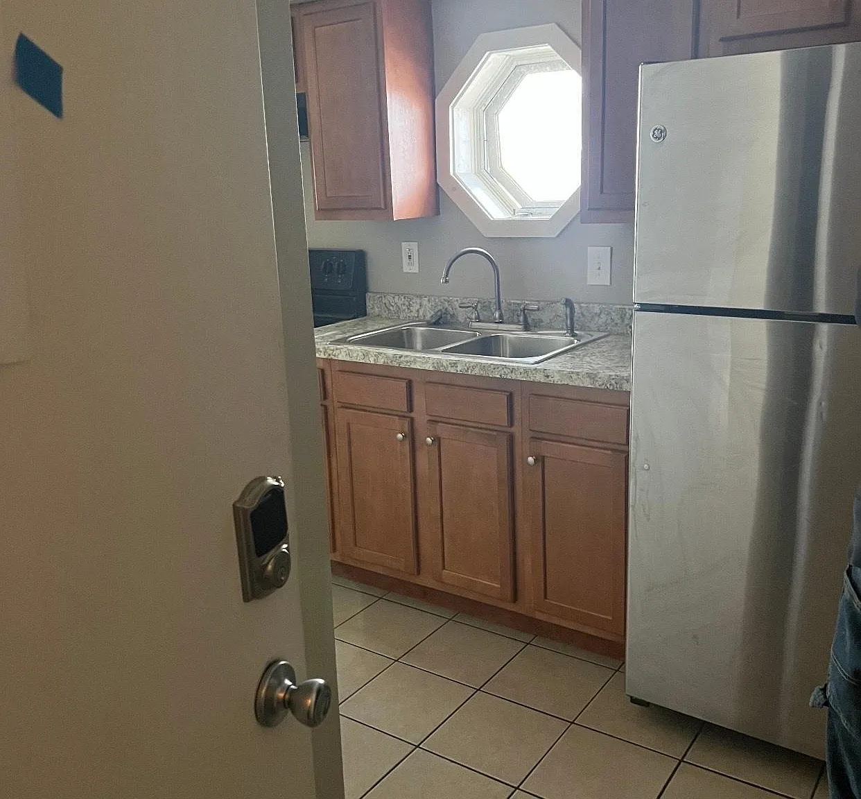 1 bed, $1,200 — Photo 4