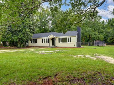 2004 Dew Ave, West Columbia, SC, 29169