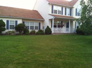 301 Beechwood, Windsor, CT 06095