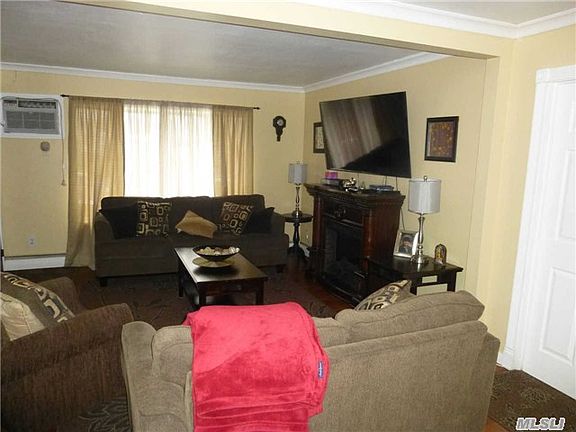 4th image of 474 Madison Ave