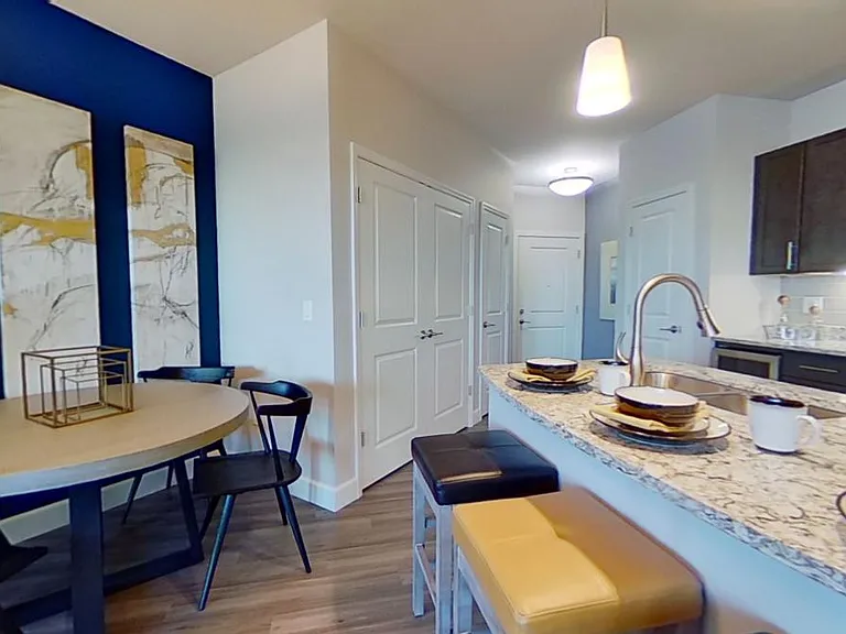 The Vue at Creve Coeur Apartments — Photo 61