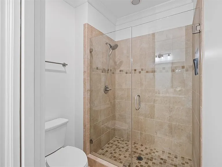 1020 Bridle Bit Ln — Photo 35