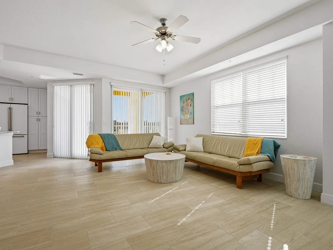 3 bed, 2.0 bath, 1773 sqft, $3,800 — Photo 3