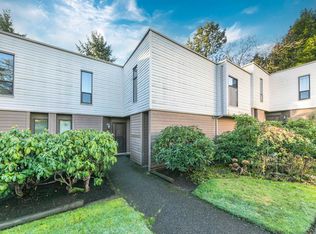 9400 128th St #10, Surrey, BC V3V 5N4