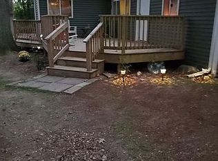 236 Oak Grove Dr, Columbiaville, MI 48421