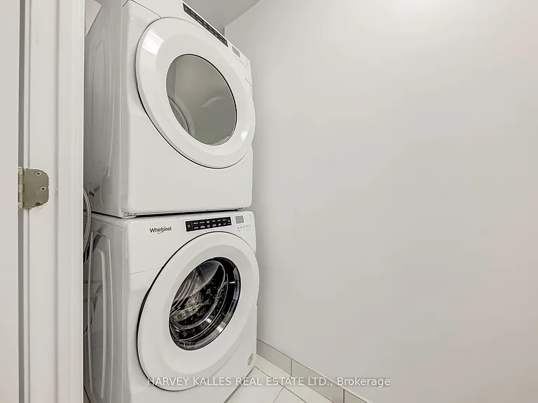 50 Dunfield Ave #Penthouse 17 — Photo 14