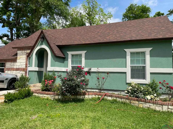 1305 E Crockett St, Marshall, TX 75670