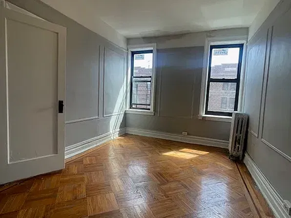 902 42nd St, Brooklyn, NY