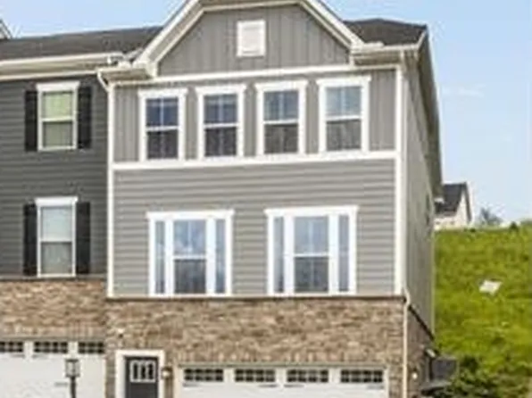 231 Yellowwood Ct S, Washington, PA 15301