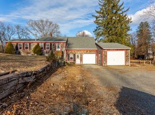 210 South St W, Raynham, MA 02767