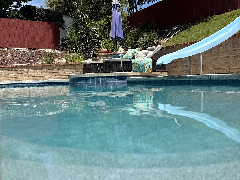 3947 Community Ave — Photo 2