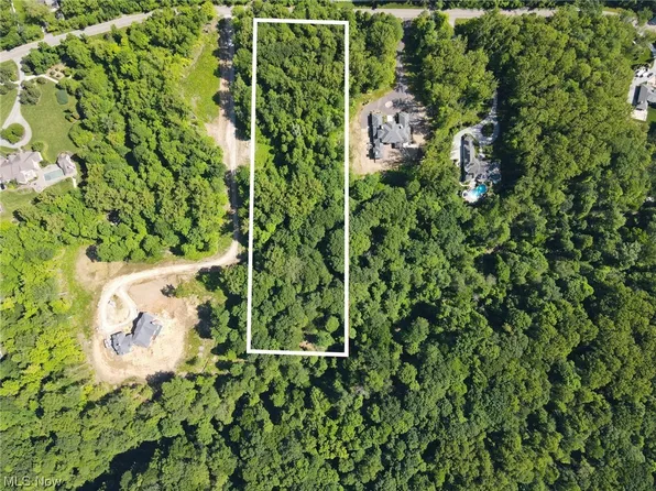 37500SL-2 Cedar Rd, Chagrin Falls, OH 44022
