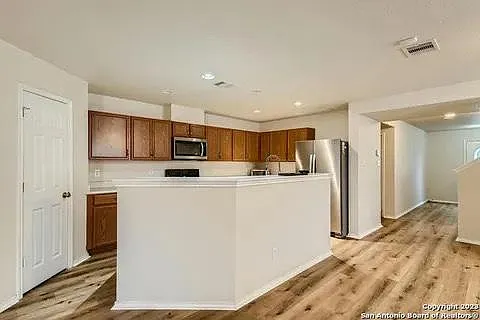 7414 Barhill Post — Photo 6