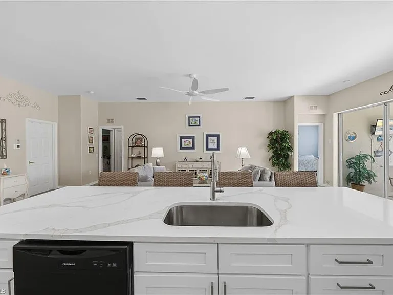 10020 Horse Creek Rd — Photo 13
