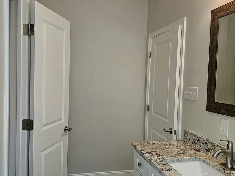 8709 Apricot St — Photo 46