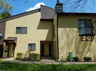 796 Hampton Ridge Dr, Akron, OH 44313