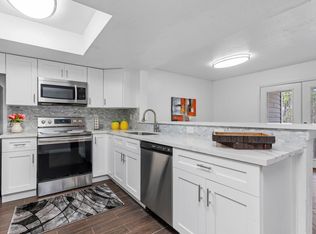 4444 Victory Dr APT 1108, Houston, TX 77088