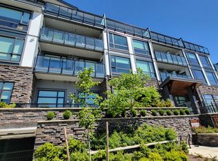 951 Charland Ave #108, Coquitlam, BC V3K3K7