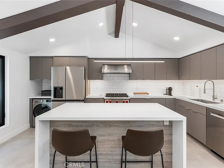 24655-B Park Miramar — Photo 2