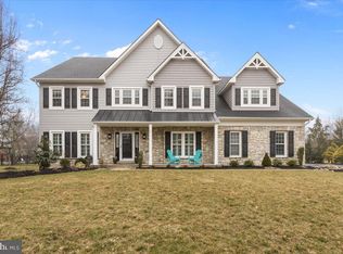 3 Sunrise Dr, Doylestown, PA 18901