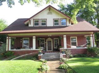 219 E 12th St, Hastings, NE 68901