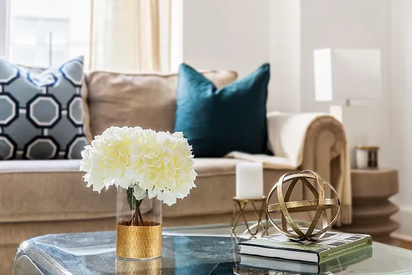 Sold by Compass | media 3