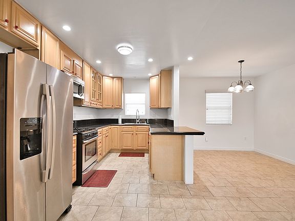 4th image of 4938 Pearce Ave