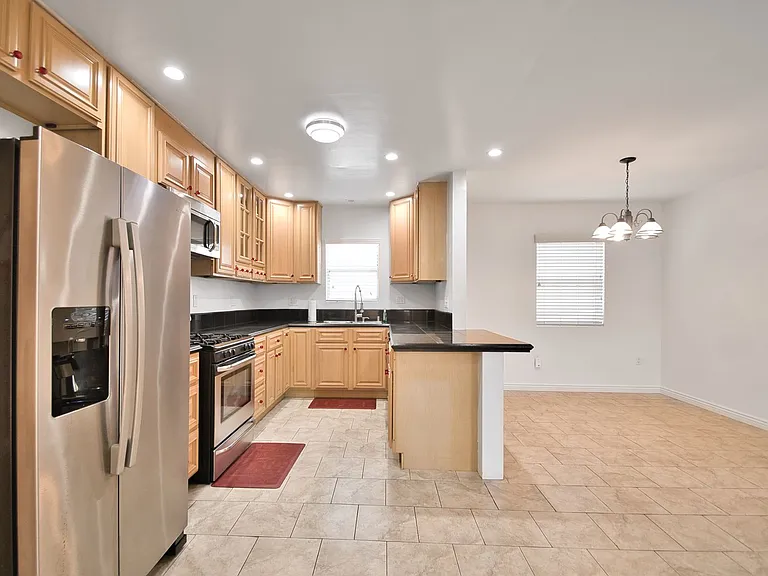 4938 Pearce Ave — Photo 4