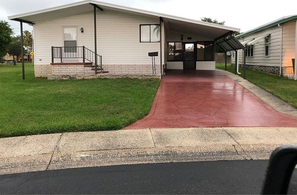 1st image of 82425 New Circle Dr