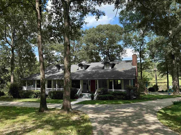 204 Shannon Dr, Andalusia, AL 36420