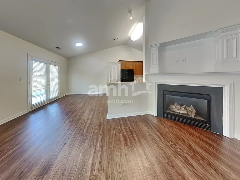 32 Riverbed Dr — Photo 5